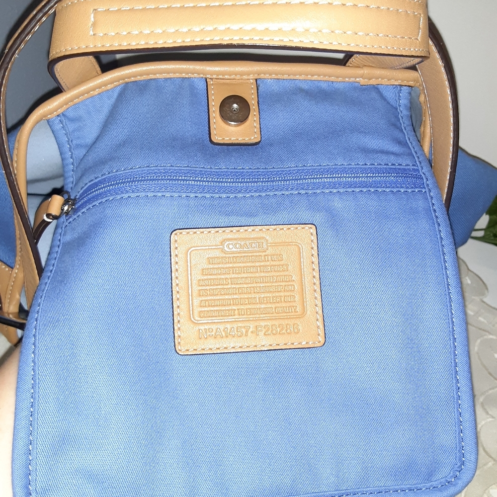 Coach Blue and White Hobo Bag - Picture 7 of 14